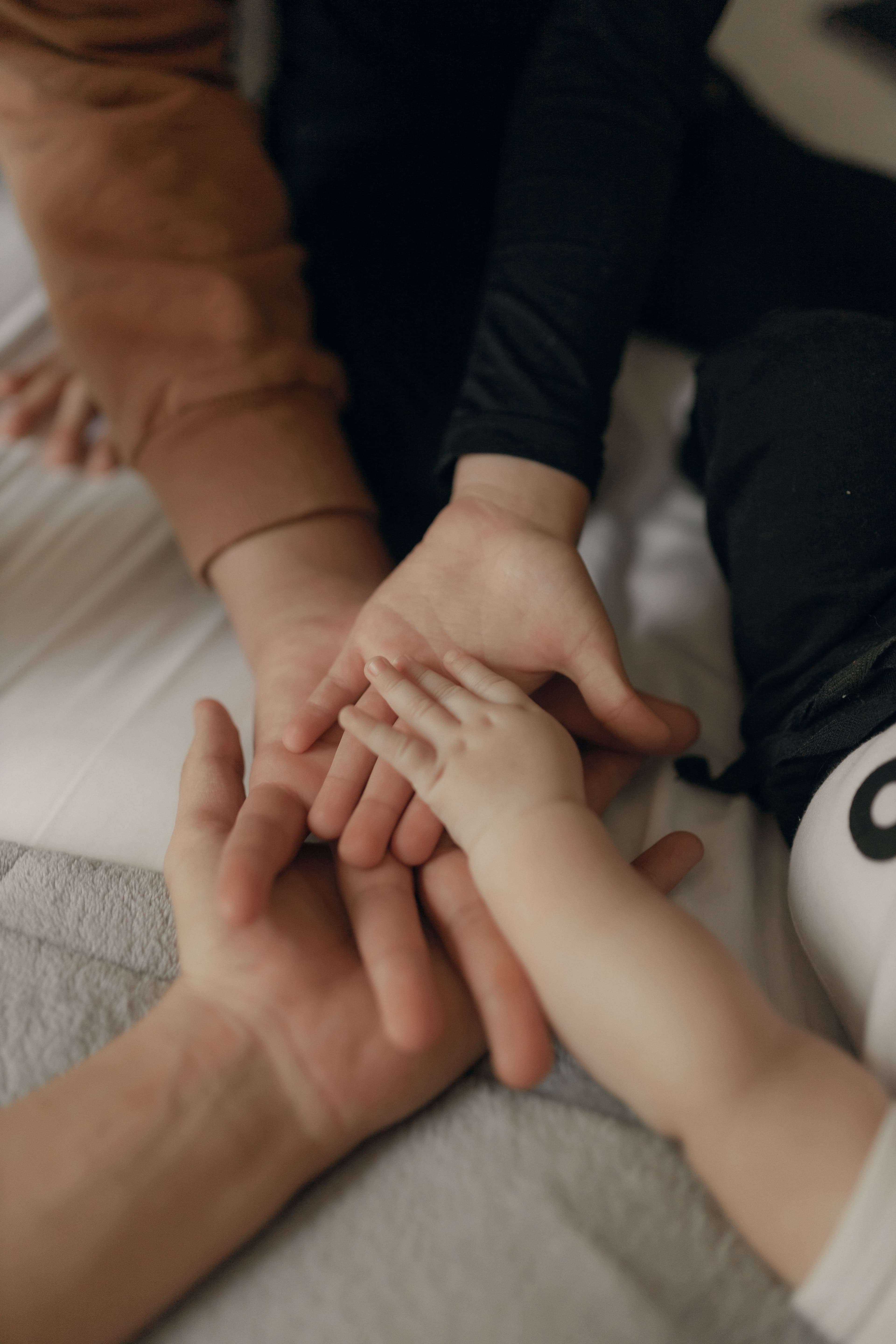 DNA Matches: How to Safely Reach Out to Unknown Relatives in Heirloom